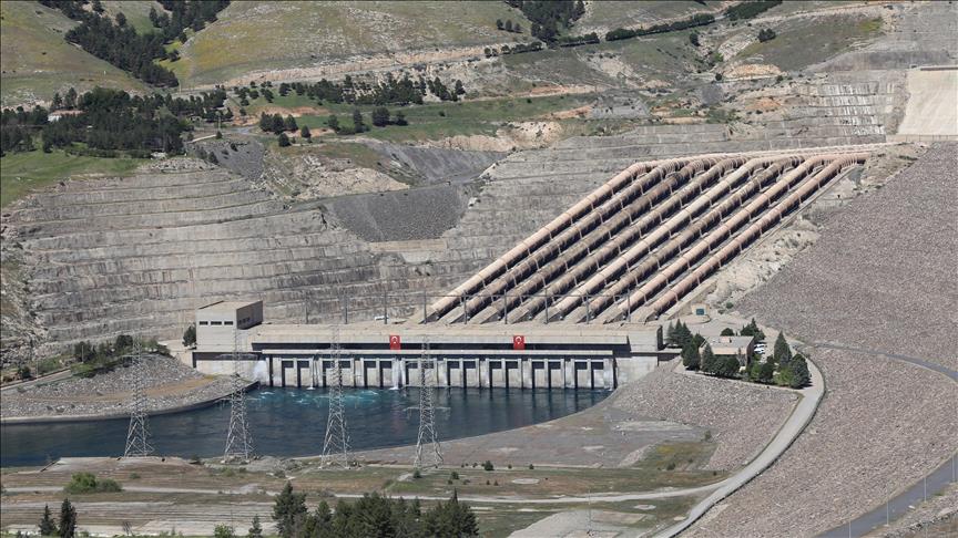Türkiye's daily power consumption up 10.2% on April 17