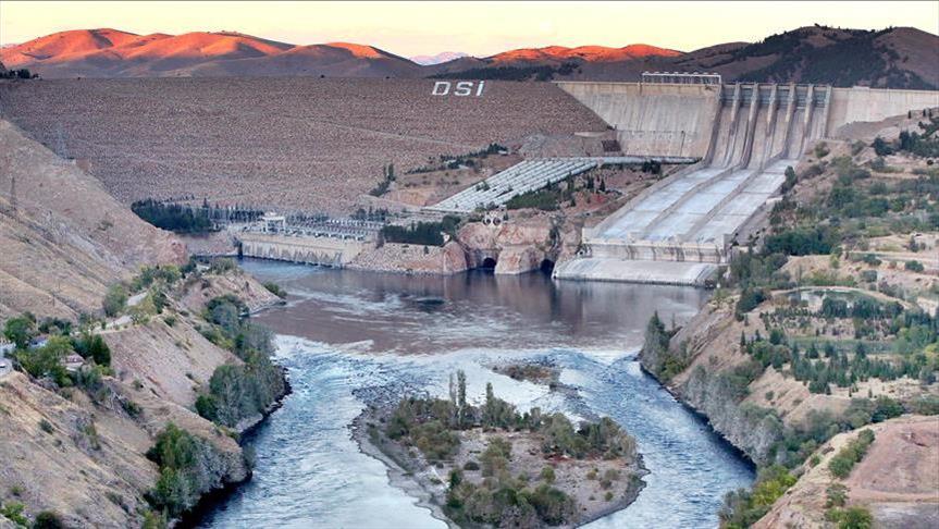 Türkiye's daily power consumption up 12% on May 2