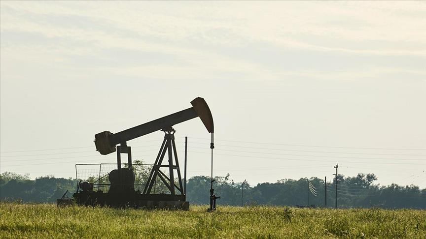 US oil rig count down for week ending May 19