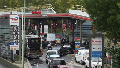 Just Stop Oil protesters spray paint TotalEnergies headquarters in London