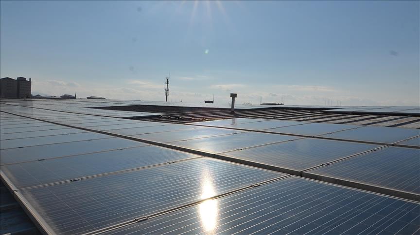 Spot market electricity prices for Monday, August 21