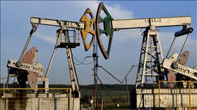 Oil down as diplomatic efforts mount to stop Israel-Palestine conflict