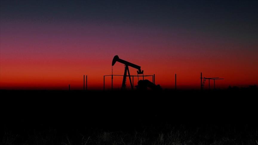 US oil rig count up for week ending Dec. 8