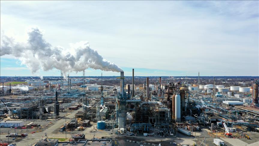 Brent petrolün varil fiyat谋 79,73 dolar
