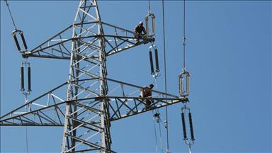 Spot market electricity prices for Monday, Jan. 8