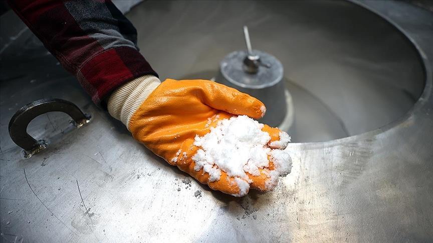 Lithium market faces transition as demand slows, Wood Mac says