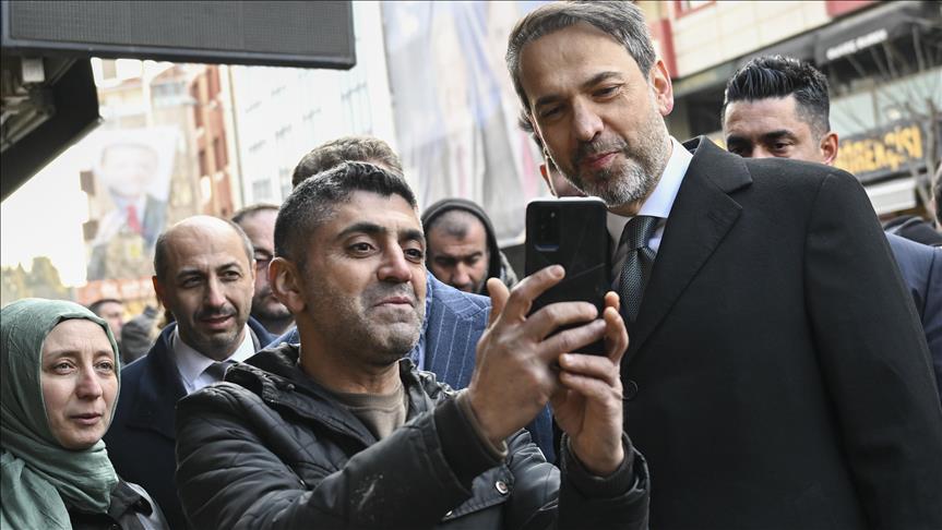Enerji ve Tabii Kaynaklar Bakanı Bayraktar, İstanbul'da ziyaretlerde bulundu