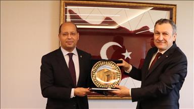 Head of Turkish energy firm, Egyptian envoy discuss energy cooperation