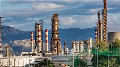 Japan faces jet fuel shortage