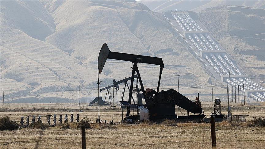 Oil prices down amid strong US dollar, weak economic data from China