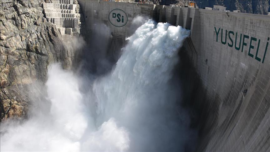 Yusufeli Barajı'nda tam yükte dolusavak testleri yapıldı