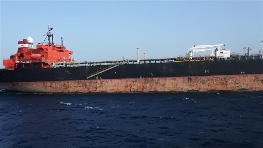 İran, Basra Körfezi'nde "akaryakıt kaçakçılığı" gerekçesiyle bir tankere el koyduğunu duyurdu