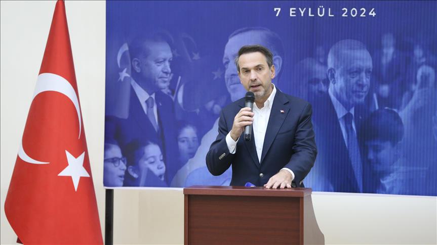 Bakan Bayraktar, Osmaniye'de STK temsilcileri ve iş insanlarıyla buluştu: