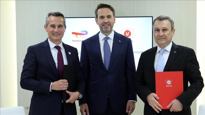 Türkiye's BOTAS, TotalEnergies sign 10-year LNG deal