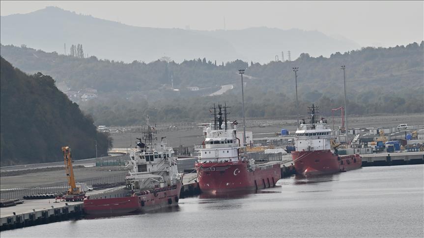 Bakan Bayraktar, ekimde petrol ve doğal gaz üretiminde rekor kırıldığını bildirdi: