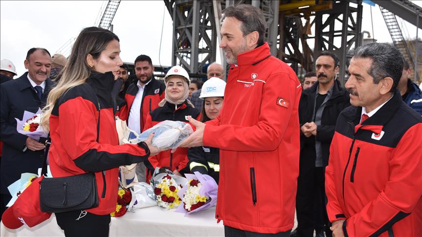 Bakan Bayraktar, 24 Kasım Öğretmenler Günü'nde Gabar'da öğretmenlerle bir araya geldi