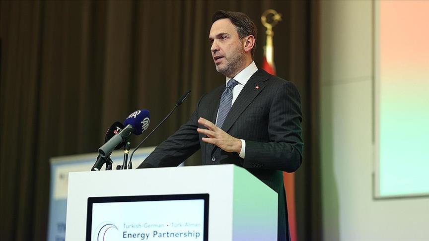 Türkiye aiming for carbon neutrality in 30 years: Energy minister