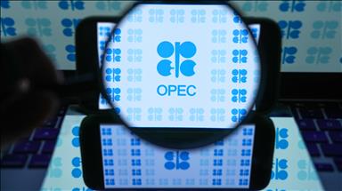 OPEC+ grubu, petrol üretim kesintisini 2026 sonuna kadar uzattı