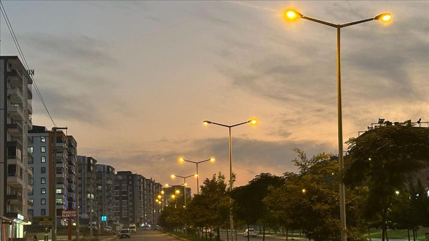 Dicle Elektrik 6 ilde 11 ayda 765 trafo ve 51 panonun yandığını açıkladı