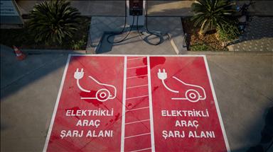 Elektrikli araç kullanıcılarının şarj bulma kaygısı azalıyor