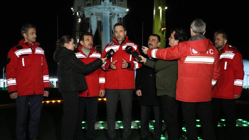 Enerji ve Tabii Kaynaklar Bakanı Bayraktar, Fatih Sondaj Gemisi'nde konuştu: