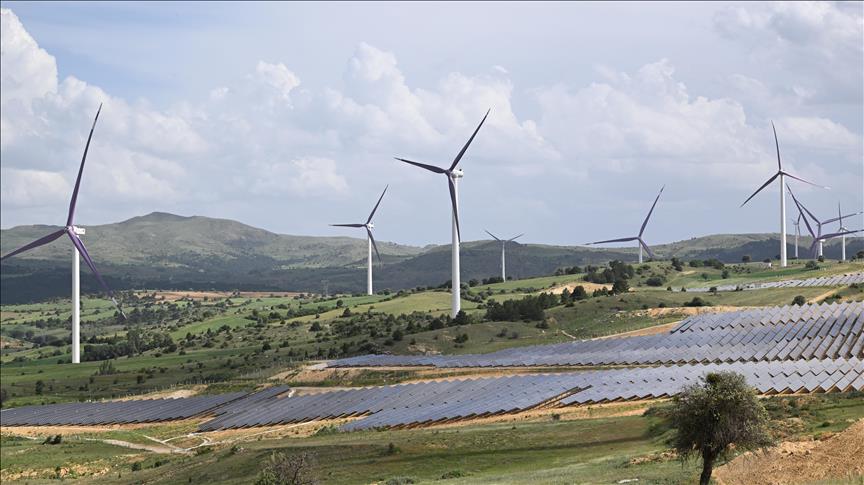 YEKA projeleri Türkiye'nin yenilenebilir enerji kapasitesini artırmada kilit rol oynuyor