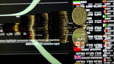 EU tightens Russia sanctions as US pushes to end Ukraine war