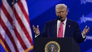 Trump says US ‘pretty close to a deal’ with Ukraine, wants aid 'money back'