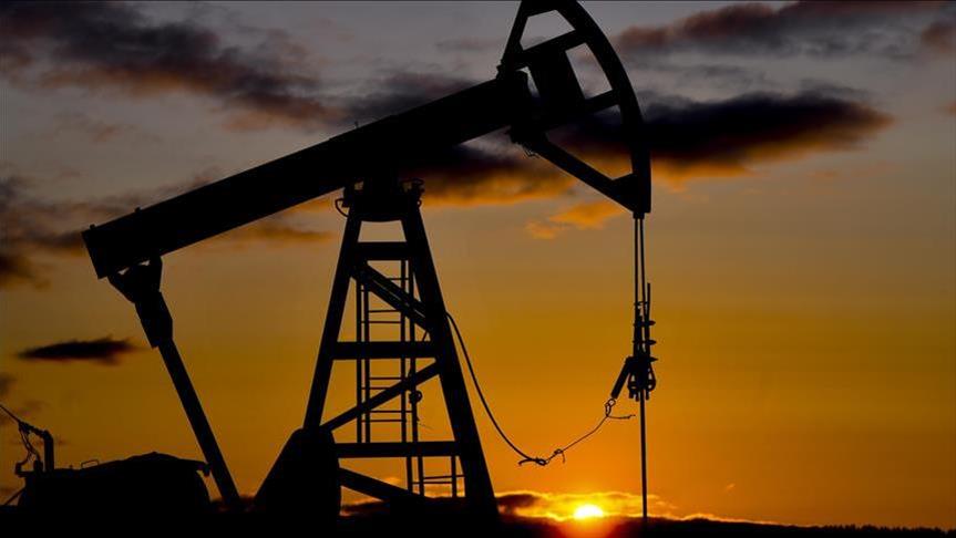 Oil prices fall amid concerns over US tariffs and sanctions