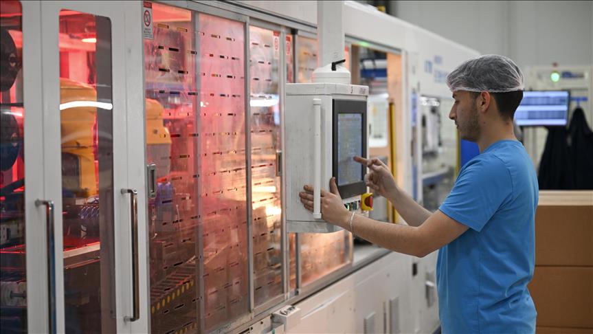 Sivas'ta kurulacak 400 milyon dolarlık yarı iletken üretim fabrikasının temelleri temmuzda atılacak