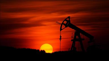 Brent petrolün varili 63,02 dolardan işlem görüyor