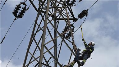 Spot market electricity prices for Thursday, May 15