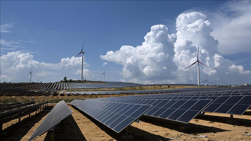 Dünya nüfusunun beşte birini barındıran Afrika, temiz enerji yatırımlarının yüzde 2'sini alıyor