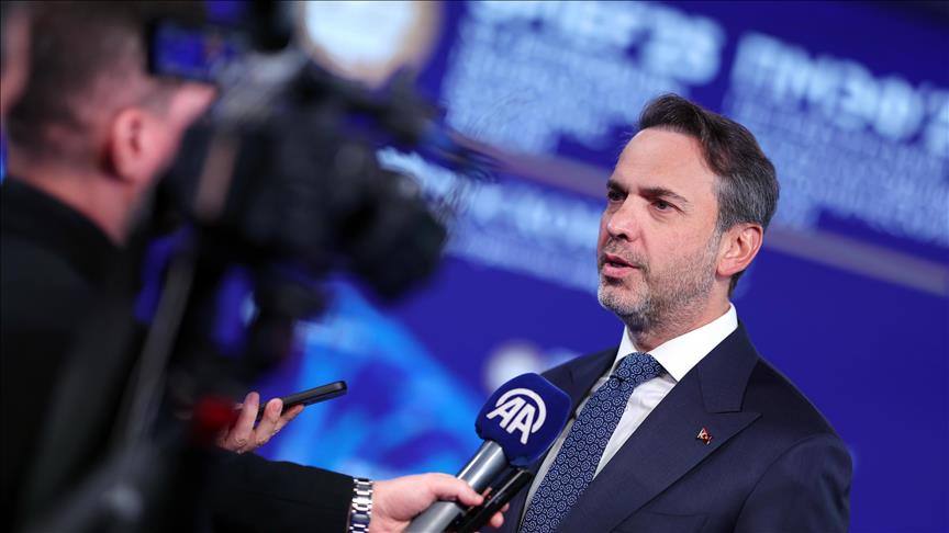 Bakan Bayraktar: "(İsrail'in İran'a saldırıları) Enerji sektörümüz oldukça güçlü ve dayanıklı durumda"