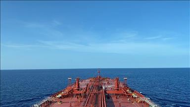 Vessel traffic in Strait of Hormuz continues