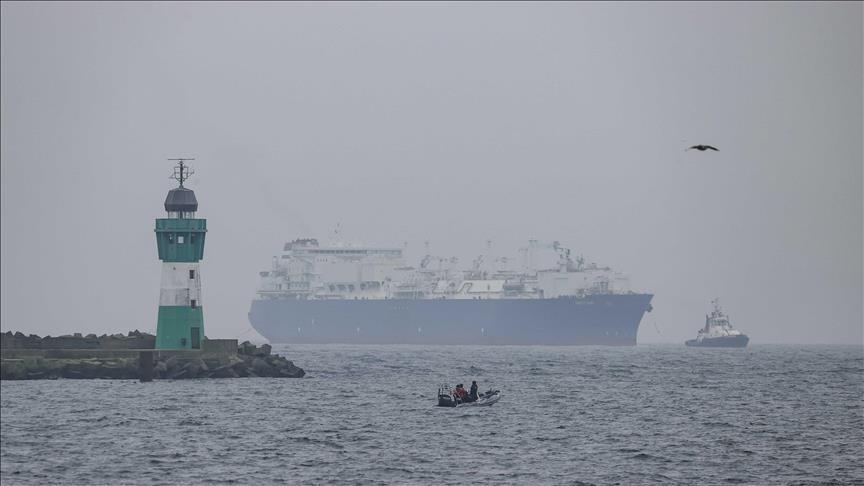 Oil transport costs drop as shipping traffic rises via Strait of Hormuz after Israel-Iran ceasefire