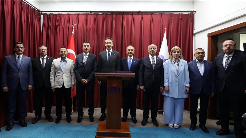 Enerji ve Tabii Kaynaklar Bakanı Bayraktar, Malatya'da konuştu:
