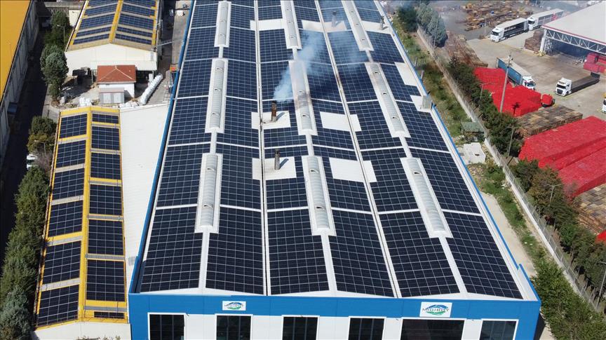 CW Enerji, Tekirdağ'da faaliyet gösteren firmanın çatısına güneş paneli kurulumu gerçekleştirdi