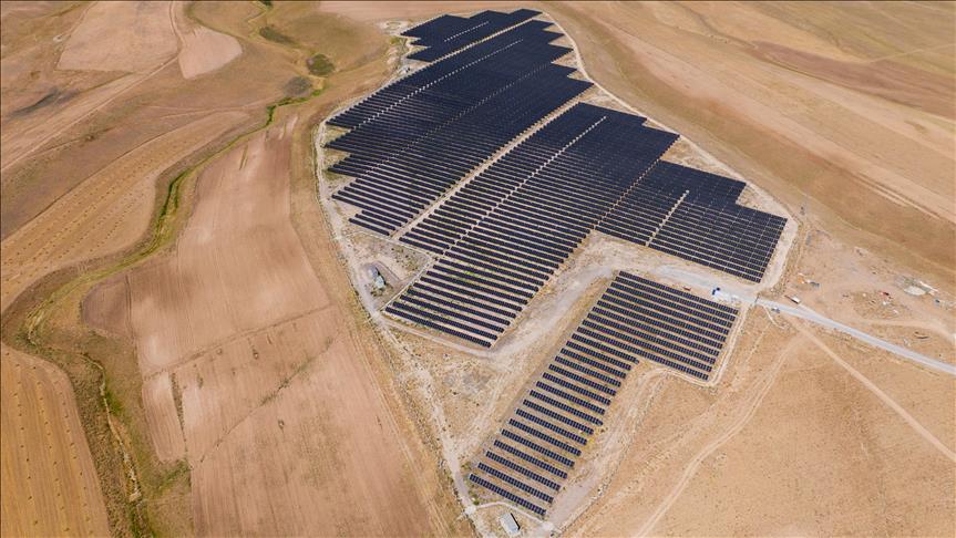 Turkcell, 3'üncü güneş enerjisi santralini Van'da devreye aldı