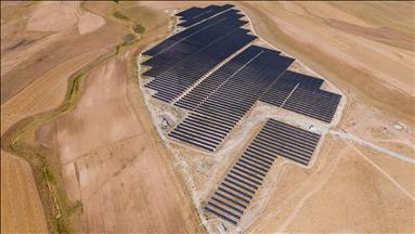 Turkcell, 3'üncü güneş enerjisi santralini Van'da devreye aldı