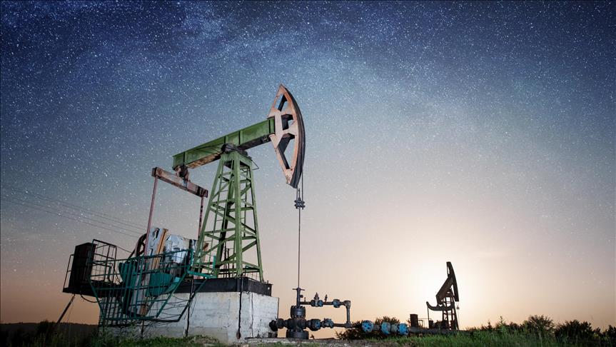 Oil prices rise amid Middle East tensions, US inventory drop