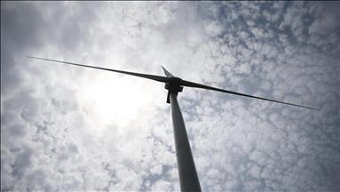 Spot market electricity prices for Sunday, Aug. 3