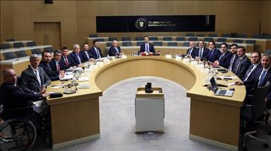 Bakan Bayraktar, Türkiye Kömür Üreticileri Derneği yönetimini kabul etti