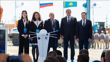 Kazakistan'ın ilk nükleer enerji santralinin inşasına başlandı