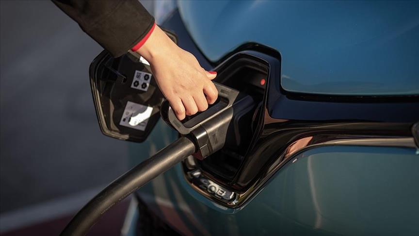 Global EV charging ports forecast to surpass 206 million by 2040