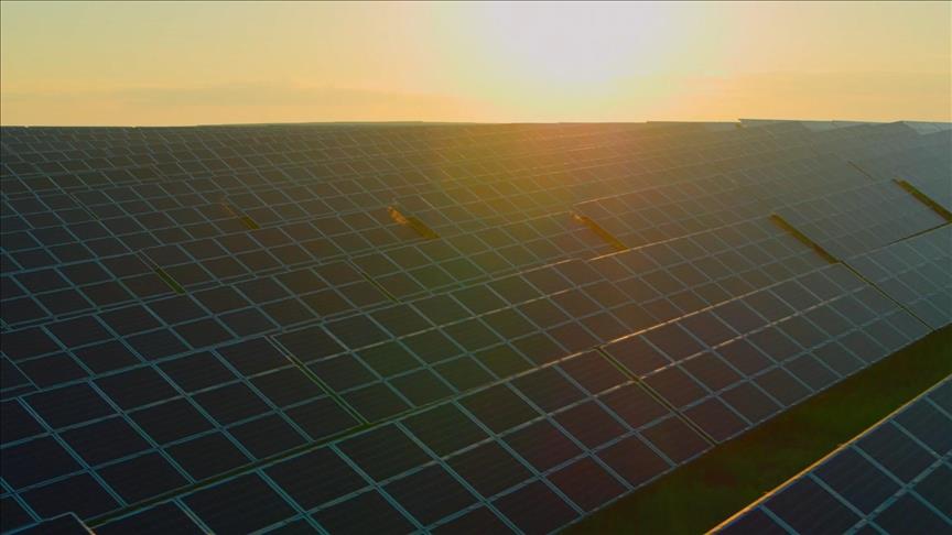 Africa's solar panel imports jump 60% in year to June, Ember says
