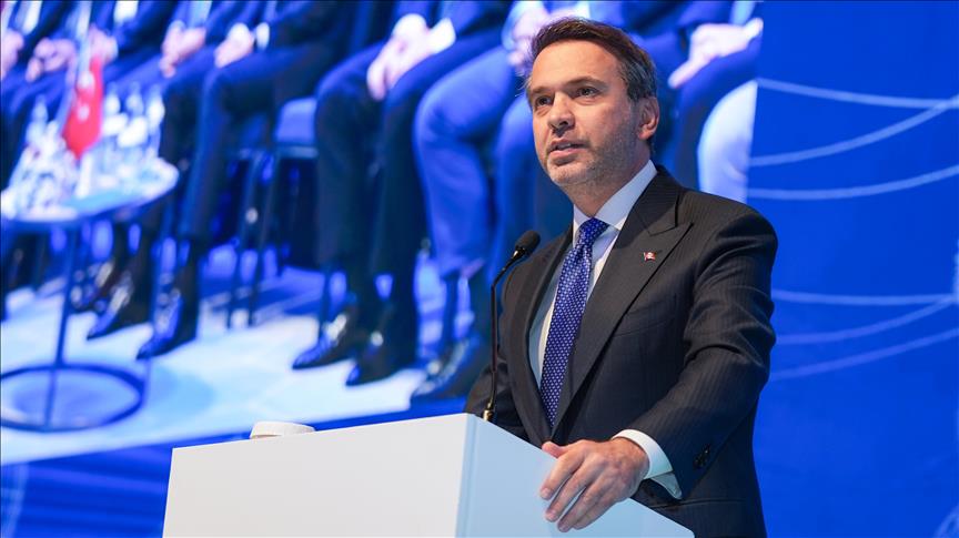 Enerji ve Tabii Kaynaklar Bakanı Bayraktar, İzmir'de Türkiye-Azerbaycan 4. Enerji Forumu'nda konuştu: