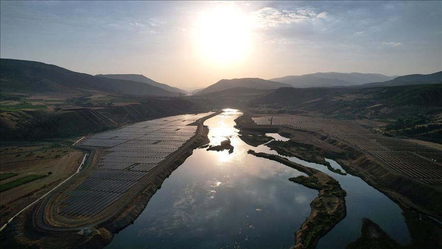 Cengiz Holding'in enerji yatırımlarına 64,5 milyon dolarlık yeşil finansman