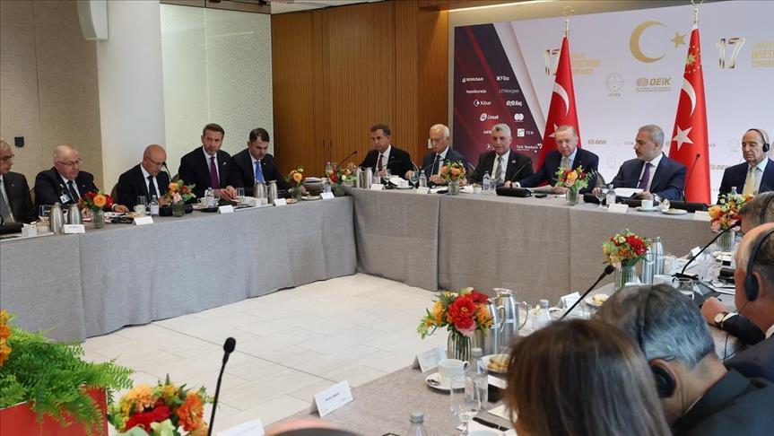 Turkish energy minister seeks investment, LNG cooperation in New York talks