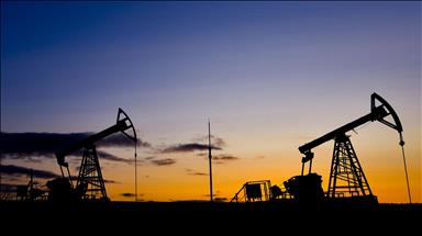 Brent petrolün varili 62,73 dolardan işlem görüyor
